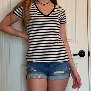 Old Navy Black and White Striped T-Shirt